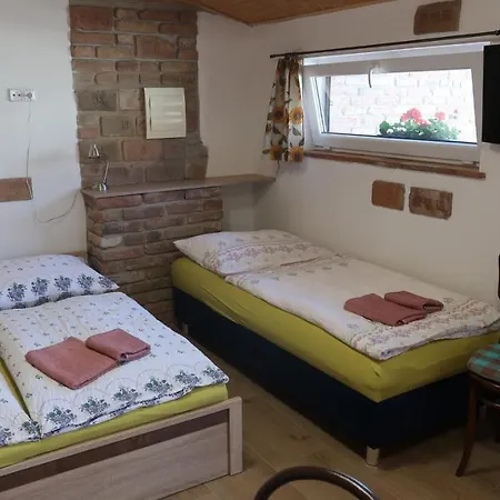 Homestay Apartman Lanzhot