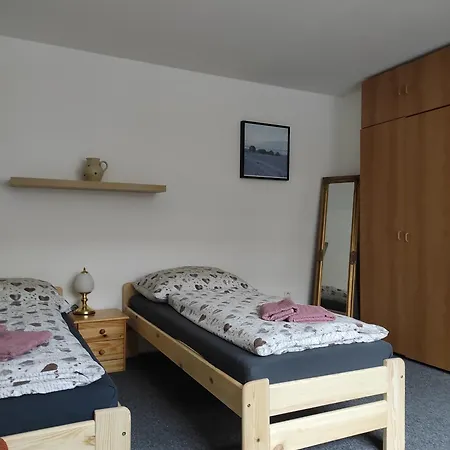 Apartman Lanzhot Проживание в семье